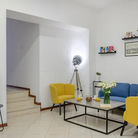 Maison d'hôtes Yellow House With Private Parking By Adex Travel Split
