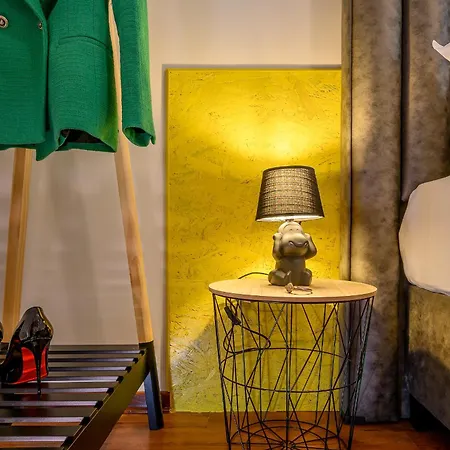 Yellow House With Private Parking Spalato